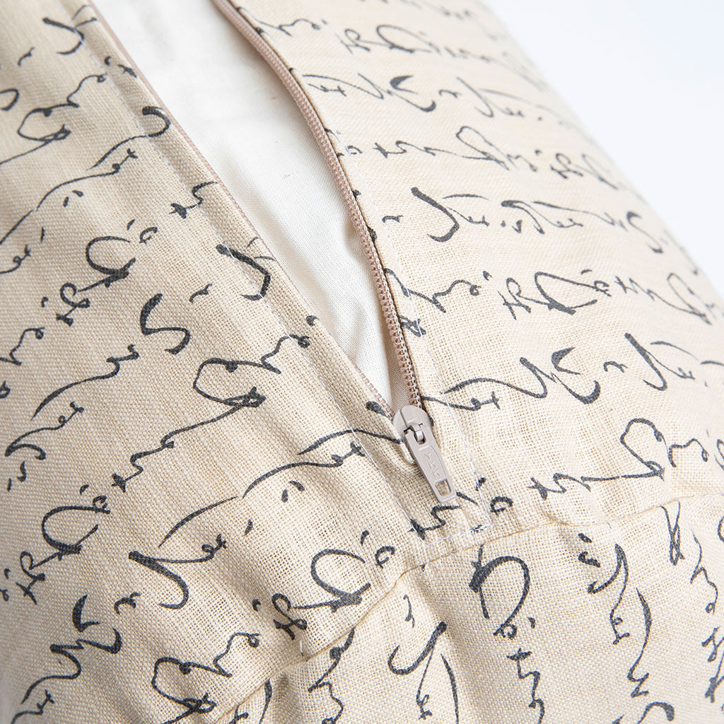 Kanji Bolster