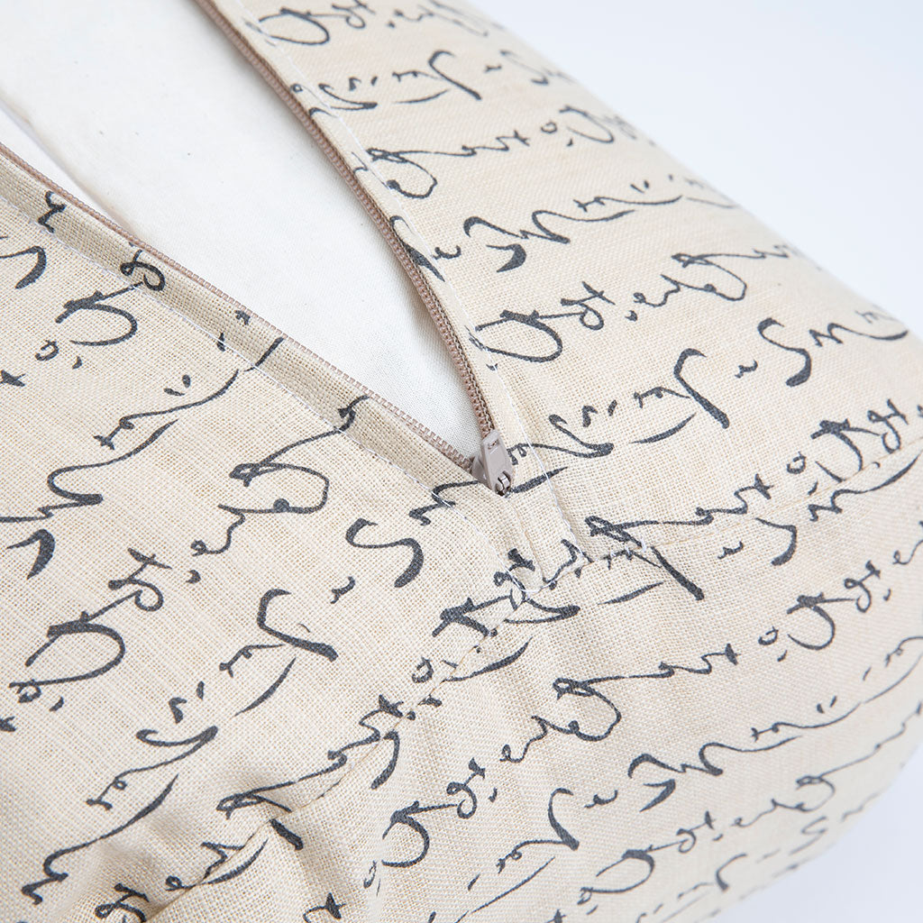 Kanji Bolster