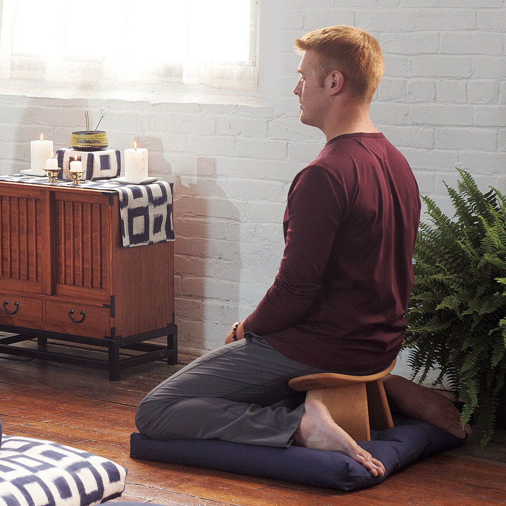 IKUKO Ergonomic Meditation Bench