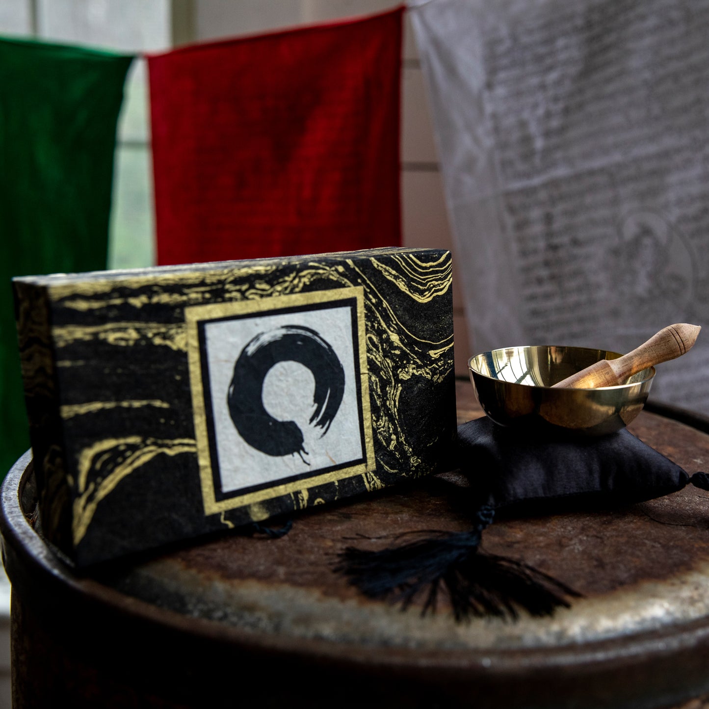 Enso Singing Bowl Box