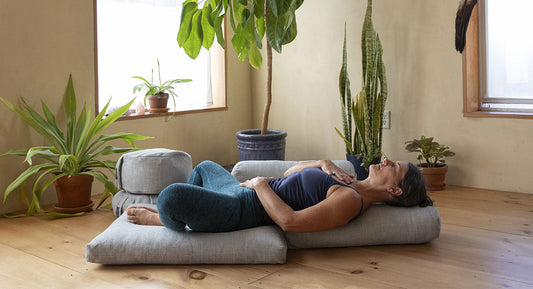 How Meditation Supports Stress Relief and Better Sleep