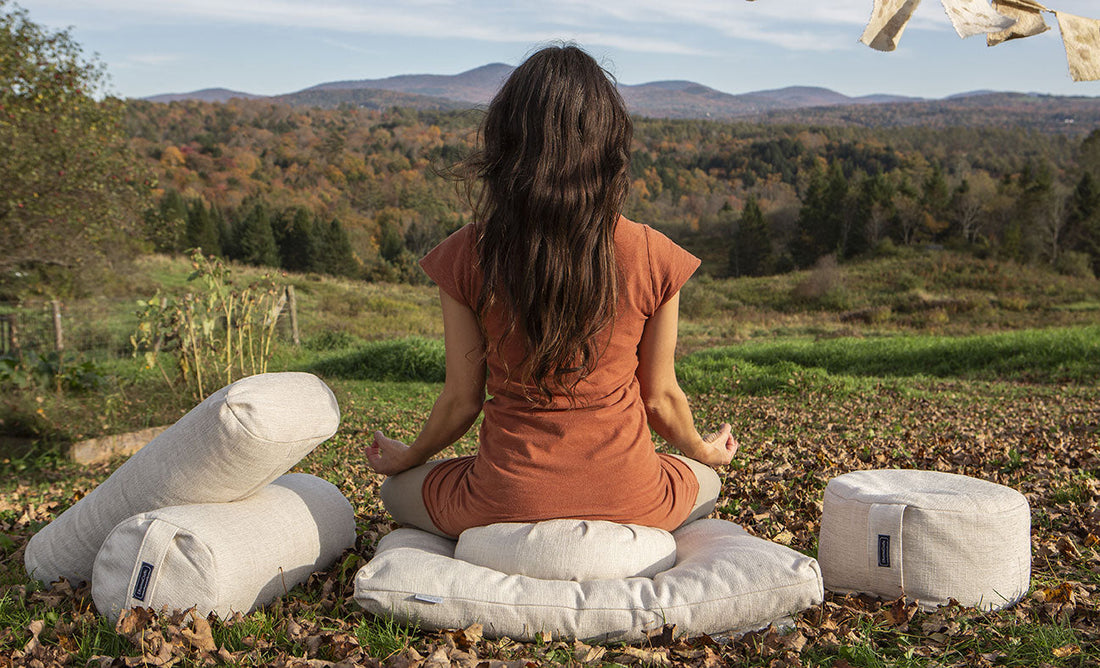 Creating a Mindful Autumn Sanctuary: Buddha Statues, Candles, and Meditation Cushions for Fall Grounding