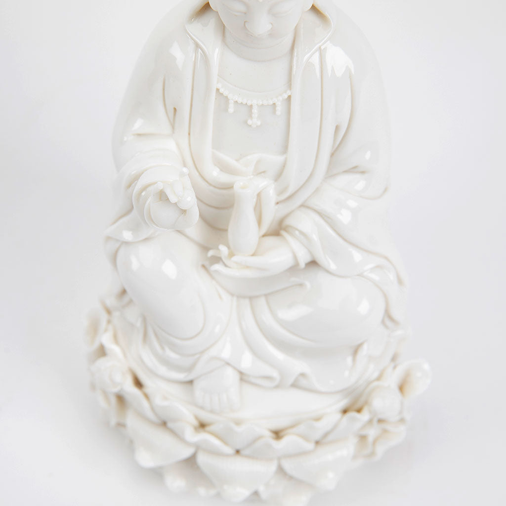 White Bodhisattva Kuan Yin Statue