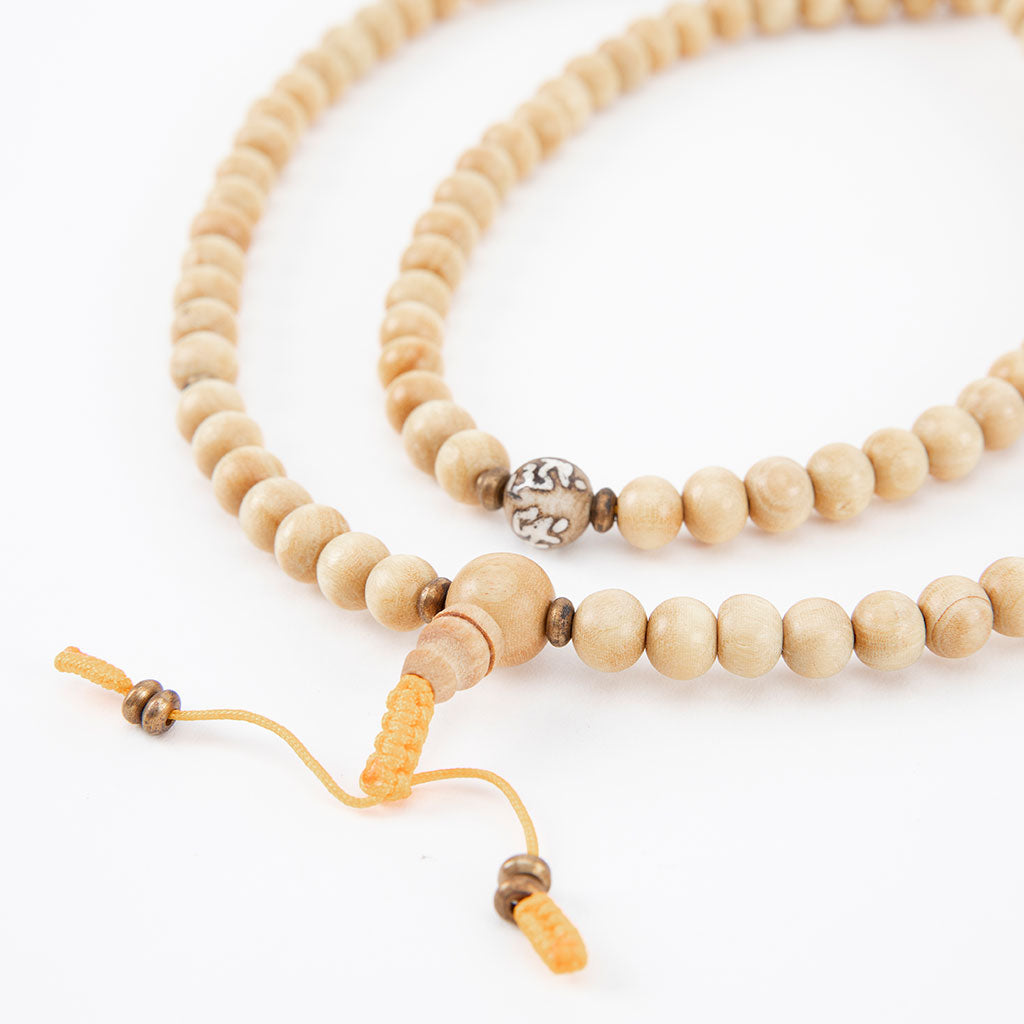 Conch Mantra Bead & Raw Sandalwood Mala Set