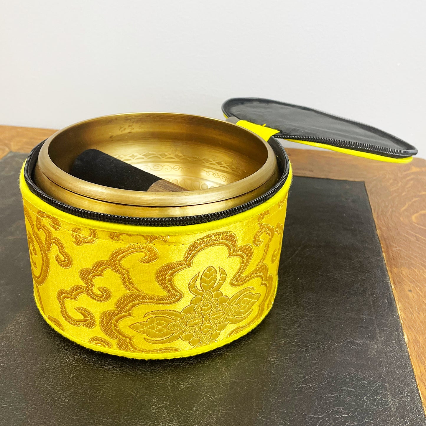 Powerful Om Singing Bowl with Case