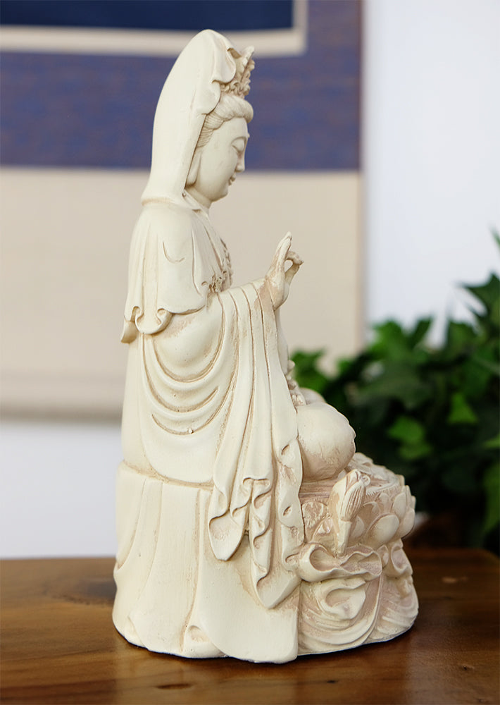 Seated Kuan Yin Statue