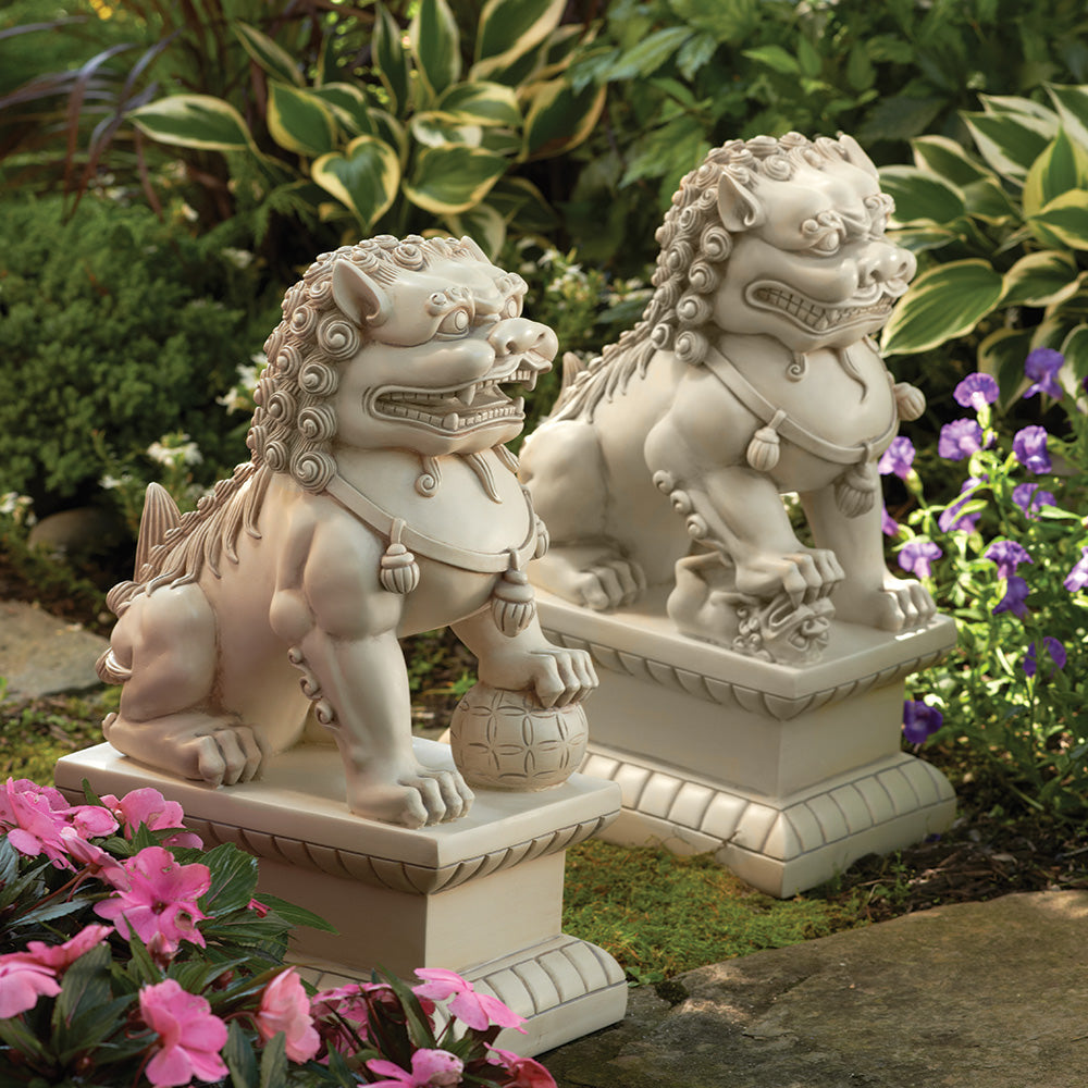 Foo Dog Garden Statues, white